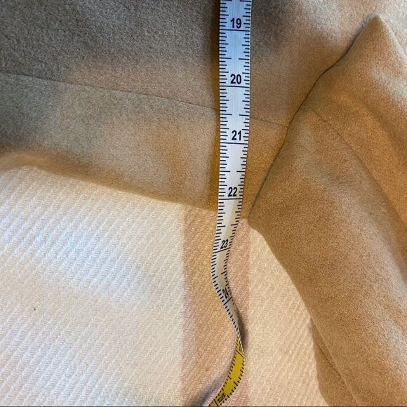 Redwood and Ross 100% Camel Hair Jacket - Picture 12 of 14